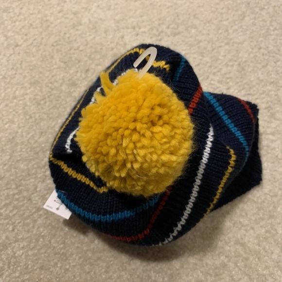 Old Navy Lot of 2 Toddler Kid Winter Hats Toques Caps Size S-M Acrylic Polyester - Picture 5 of 12